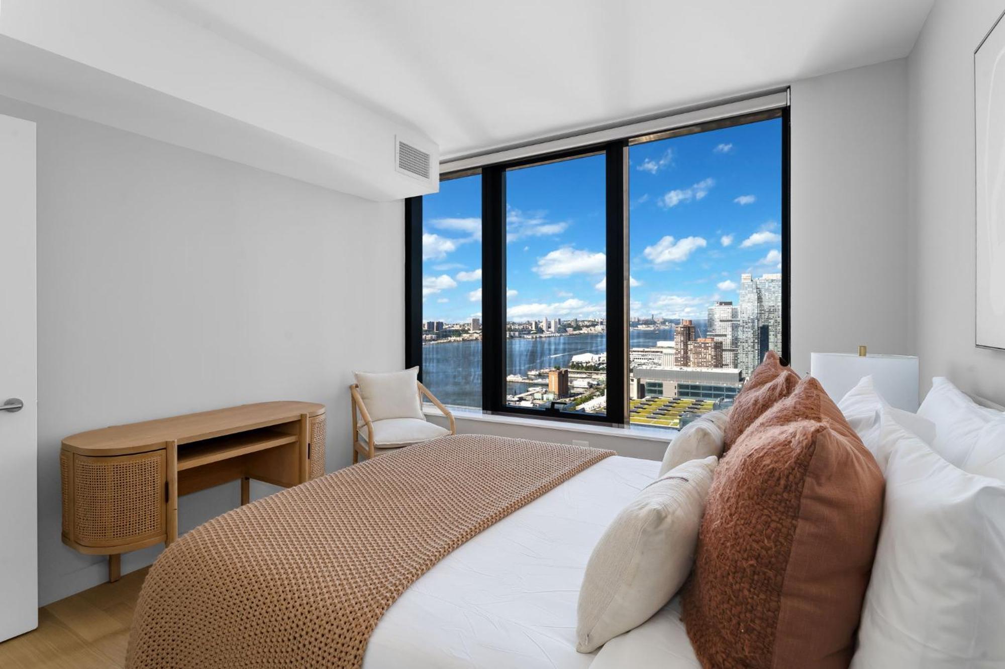 Modern Stylish 2Br 2Ba Apartment In Hudson Yard نيو يورك المظهر الخارجي الصورة